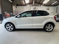 USED 2014 14 VOLKSWAGEN POLO 1.4 TDI BlueMotion Tech SEL Hatchback 5 Door Diesel Manual White 1 Former Keeper +PRIVACY GLASS+CD PLAYER+SENSORS