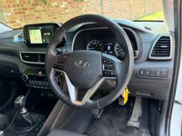 USED 2019 19 HYUNDAI TUCSON 1.6 GDi SE Nav SUV 5dr Petrol Manual Euro 6 (s/s) (132 ps) 3 OWNERS, FULL SERVICE HISTORY, 8 SERVICES, 1YR MOT, NAV, ALLOYS, DUAL CLIMATE, BLUETOOTH, CRUISE, REAR CAMERA, DAB RADIO CD, E/WINDOWS, R/LOCKING, FREE WARRANTY, FINANCE AVAILABLE, HPI CLEAR, PART EXCHANGE WELCOME,