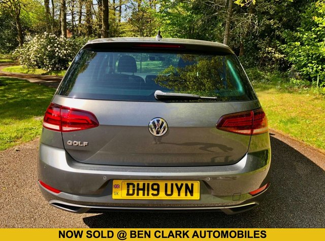 View our VOLKSWAGEN GOLF