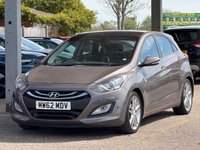 USED 2013 62 HYUNDAI I30 1.6 CRDi Premium Hatchback 5dr Diesel Manual Euro 5 (128 ps) **SATNAV~LEATHER~PANROOF**
