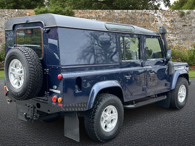 View our LAND ROVER DEFENDER