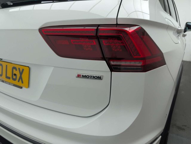 USED 2020 70 VOLKSWAGEN TIGUAN 2.0 Tiguan R-Line Tech TDI 5dr CLICK & COLLECT/ HOME DELIVERY