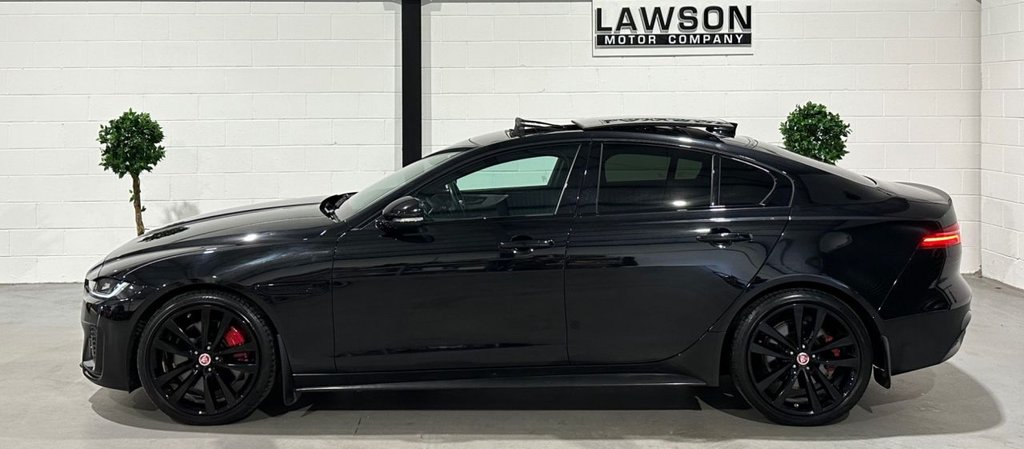 USED 2023 23 JAGUAR XE 2.0 D200 MHEV R-Dynamic Black Saloon 4dr Diesel Auto Euro 6 (s/s) (204 ps) 