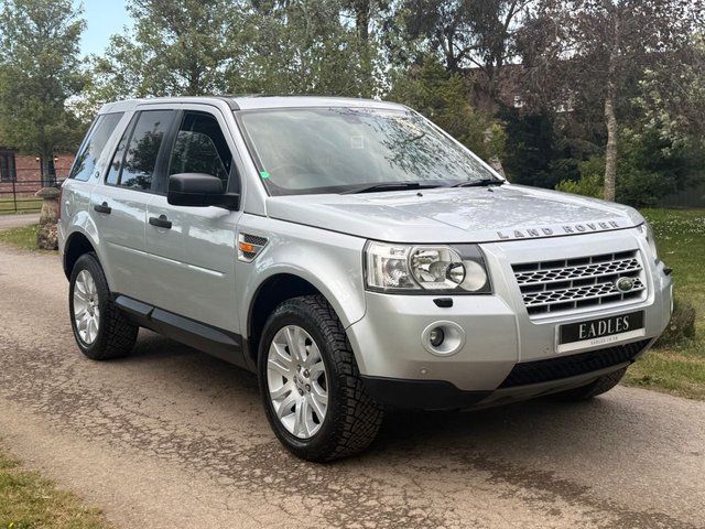 View our LAND ROVER FREELANDER 2