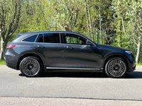 USED 2022 72 MERCEDES-BENZ EQC EQC 400 80kWh AMG Line (Premium) SUV 5dr Electric Auto 4MATIC (408 ps) ** PANORAMIC SUNROOF **
