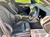 USED 2022 72 MERCEDES-BENZ EQC EQC 400 80kWh AMG Line (Premium) SUV 5dr Electric Auto 4MATIC (408 ps) ** PANORAMIC SUNROOF **