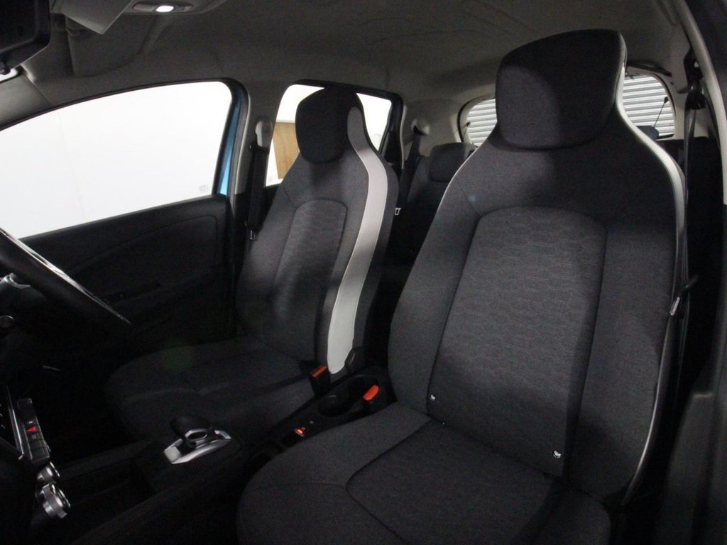 USED 2021 21 RENAULT ZOE R135 EV50 52kWh Iconic Hatchback 5dr Electric Auto (Rapid Charge) (134 bhp) 