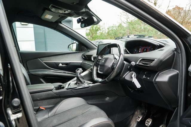 View our PEUGEOT 3008
