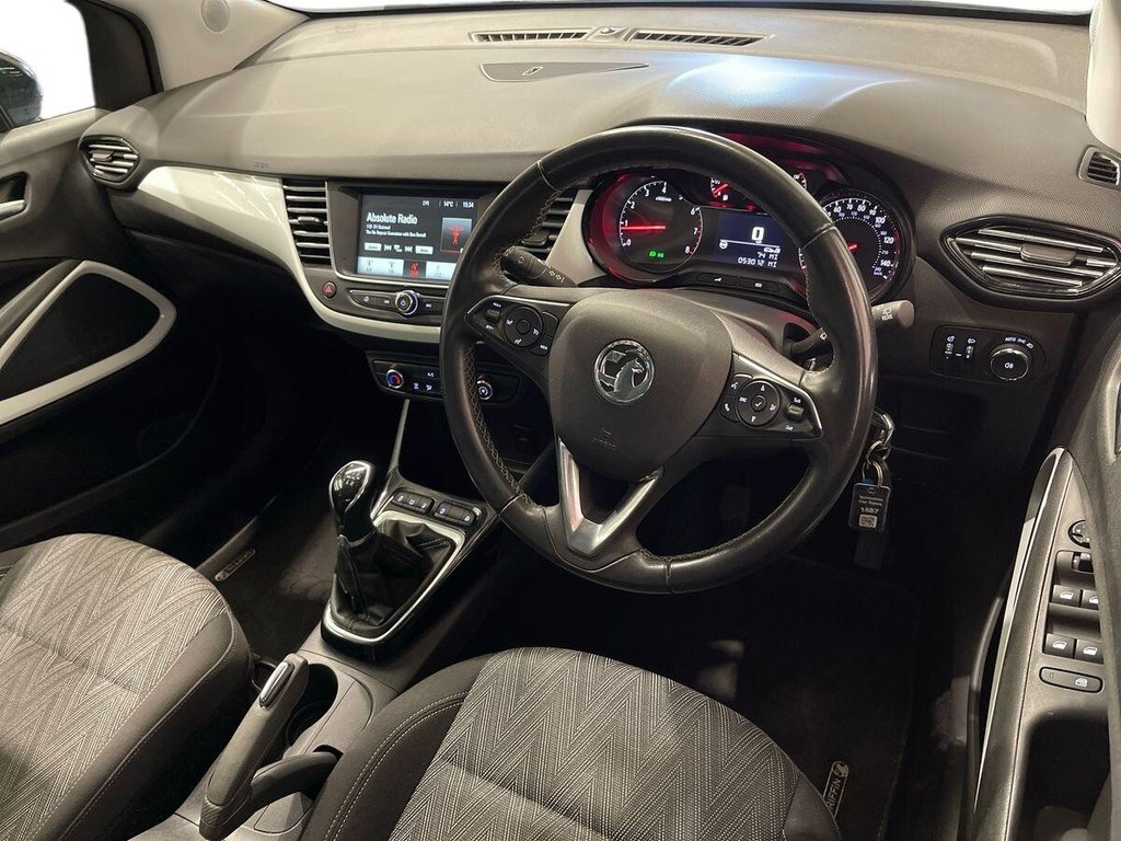USED 2020 70 VAUXHALL CROSSLAND X 1.2 Griffin SUV 5dr Petrol Manual Euro 6 (s/s) (83 ps) air conditioning