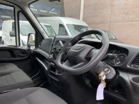 USED 2023 73 IVECO DAILY 2.3D HPI 14V 35C 3450 Dropside Twin wheels 2dr Diesel Manual LWB Euro 6 (s/s) (DRW) (136 ps) 