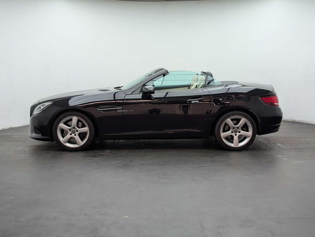 Used 2017 17 MERCEDES-BENZ SLC 2.1 SLC 250 D Sport Auto 2dr CLICK & COLLECT/ HOME DELIVERY