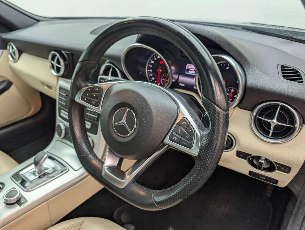 Used 2017 17 MERCEDES-BENZ SLC 2.1 SLC 250 D Sport Auto 2dr CLICK & COLLECT/ HOME DELIVERY