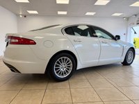 USED 2010 60 JAGUAR XF 3.0 V6 Luxury Saloon 4dr Petrol Auto Euro 4 (238 ps) BLACK LEATHER, SATELLITE NAVIGATION, CLIMATE CONTROL, FRONT & REAR PARKING SENSORS, WOOD TRIM, PARKING CAMERA, PADDLE SHIFT, MULTI FUNCTION STEERING WHEEL, CRUISE CONTROL, ALLOY WHEELS, DAB