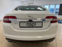 USED 2010 60 JAGUAR XF 3.0 V6 Luxury Saloon 4dr Petrol Auto Euro 4 (238 ps) BLACK LEATHER, SATELLITE NAVIGATION, CLIMATE CONTROL, FRONT & REAR PARKING SENSORS, WOOD TRIM, PARKING CAMERA, PADDLE SHIFT, MULTI FUNCTION STEERING WHEEL, CRUISE CONTROL, ALLOY WHEELS, DAB