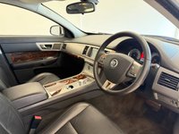 USED 2010 60 JAGUAR XF 3.0 V6 Luxury Saloon 4dr Petrol Auto Euro 4 (238 ps) BLACK LEATHER, SATELLITE NAVIGATION, CLIMATE CONTROL, FRONT & REAR PARKING SENSORS, WOOD TRIM, PARKING CAMERA, PADDLE SHIFT, MULTI FUNCTION STEERING WHEEL, CRUISE CONTROL, ALLOY WHEELS, DAB