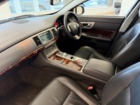 USED 2010 60 JAGUAR XF 3.0 V6 Luxury Saloon 4dr Petrol Auto Euro 4 (238 ps) BLACK LEATHER, SATELLITE NAVIGATION, CLIMATE CONTROL, FRONT & REAR PARKING SENSORS, WOOD TRIM, PARKING CAMERA, PADDLE SHIFT, MULTI FUNCTION STEERING WHEEL, CRUISE CONTROL, ALLOY WHEELS, DAB