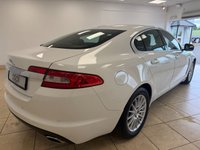 USED 2010 60 JAGUAR XF 3.0 V6 Luxury Saloon 4dr Petrol Auto Euro 4 (238 ps) BLACK LEATHER, SATELLITE NAVIGATION, CLIMATE CONTROL, FRONT & REAR PARKING SENSORS, WOOD TRIM, PARKING CAMERA, PADDLE SHIFT, MULTI FUNCTION STEERING WHEEL, CRUISE CONTROL, ALLOY WHEELS, DAB
