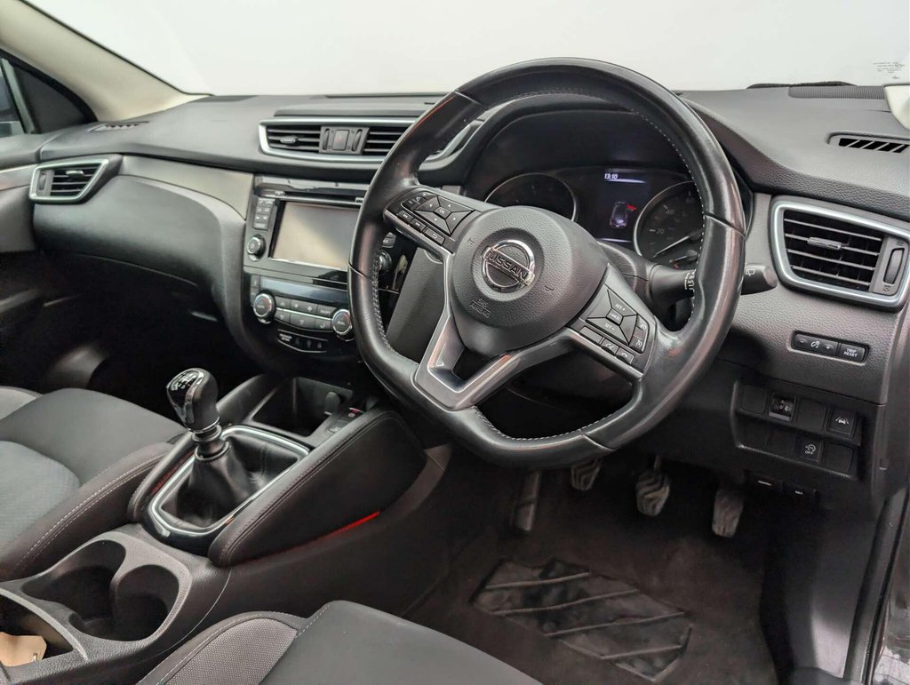 Used 2018 68 NISSAN QASHQAI 1.2 Qashqai N-Connecta DiG-T 5dr CLICK & COLLECT/ HOME DELIVERY
