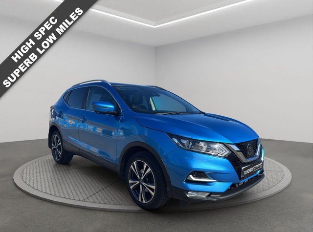 View our NISSAN QASHQAI