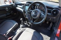 USED 2018 68 MINI HATCH 1.5 One GPF Hatchback 3dr Petrol Manual Euro 6 (s/s) (102 ps) 17"Black JCW Alloys, Black Pack, Nav, DAB, Carplay, USB