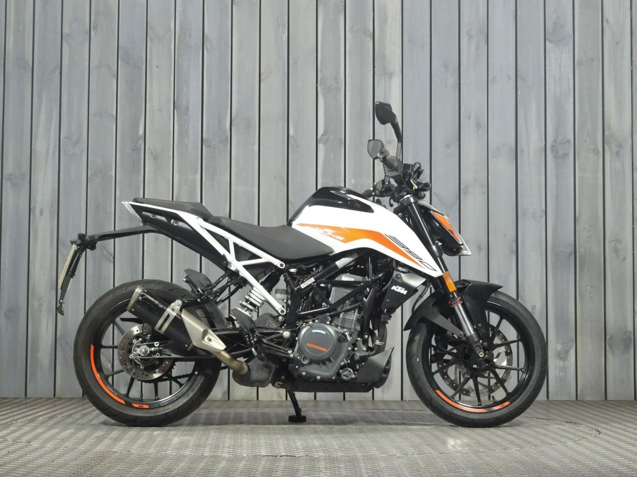 KTM 390 DUKE