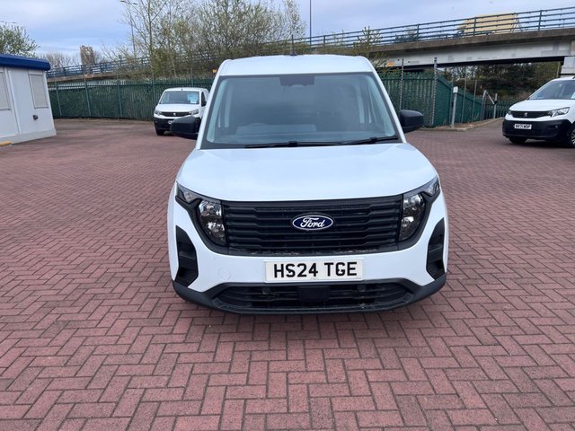 View our FORD TRANSIT COURIER