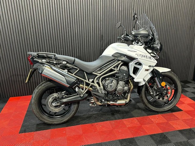 View our TRIUMPH TIGER 800