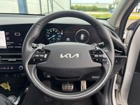 USED 2023 72 KIA NIRO 64.8kWh 4 SUV 5dr Electric Auto (201 bhp) SUNROOF, SAT NAV