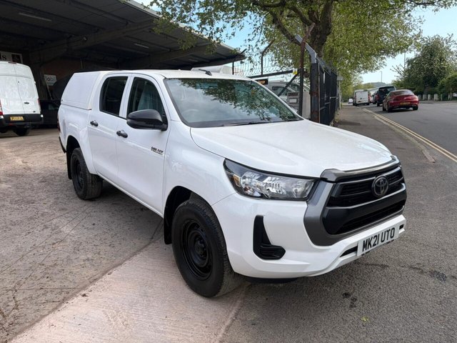View our Toyota HI-Lux 2.4 D-4D 150 Active Double Cab Pick up 4x4 * TRUCKMAN TOP + AIR CON *