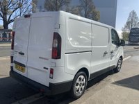 USED 2025 75 RENAULT Trafic E-Tech SL30 52kWh Advance Panel Van 5dr Electric Auto L1 H1 (122 ps) Deliver Miles 