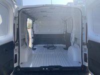 USED 2025 75 RENAULT Trafic E-Tech SL30 52kWh Advance Panel Van 5dr Electric Auto L1 H1 (122 ps) Deliver Miles 