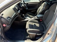 USED 2022 71 RENAULT MEGANE 1.5 Blue AUTO dCi Iconic Hatchback 5dr Diesel EDC Euro 6 (s/s) (115 ps) vat qualifying car