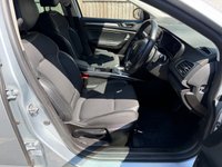 USED 2022 71 RENAULT MEGANE 1.5 Blue AUTO dCi Iconic Hatchback 5dr Diesel EDC Euro 6 (s/s) (115 ps) vat qualifying car