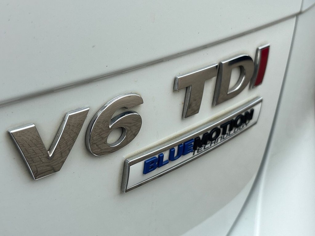 USED 2017 17 VOLKSWAGEN TOUAREG 3.0 TDI V6 BlueMotion Tech R-Line Plus SUV 5dr Diesel Tiptronic 4WD Euro 6 (s/s) (262 ps) PANORAMIC ROOF|HEATED S WHEEL