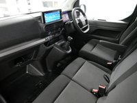 USED 2024 74 VAUXHALL VIVARO 1.5 D 120 BHP SWB PRO EDITION 6 DOOR ( NEW SHAPE ) NEW MODEL | HIGH SPEC | 6 DOORS