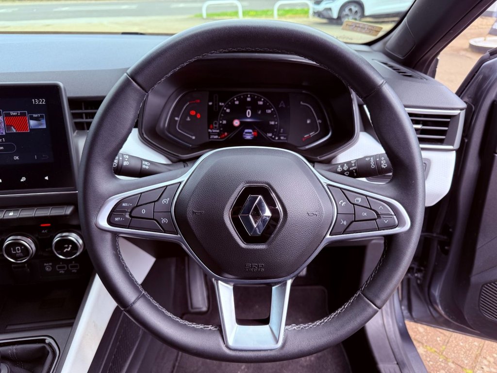 USED 2023 23 RENAULT CLIO 1.0 TCe Techno Hatchback 5dr Petrol Manual Euro 6 (s/s) (90 ps) 