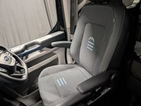 USED 2025 25 FORD TOURNEO CUSTOM 2.5 340 Duratec 11.8kWh Active Minibus Double Cab 5dr Petrol Plug-in Hybrid Auto L1 Euro 6 (232 ps) 