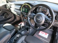 USED 2018 68 MINI HATCH 1.5 Cooper GPF Hatchback 3dr Petrol Steptronic Euro 6 (s/s) (136 ps) FSH APPLE CARPLAY MINI VISUAL BOOST