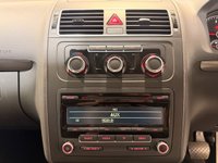 USED 2012 12 VOLKSWAGEN TOURAN 1.6 TDI SE MPV 5dr Diesel DSG Euro 5 (105 ps) Great Service History-2 Keys-Air Con