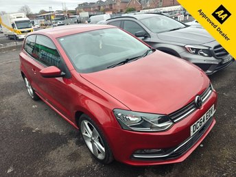 2015 VOLKSWAGEN POLO