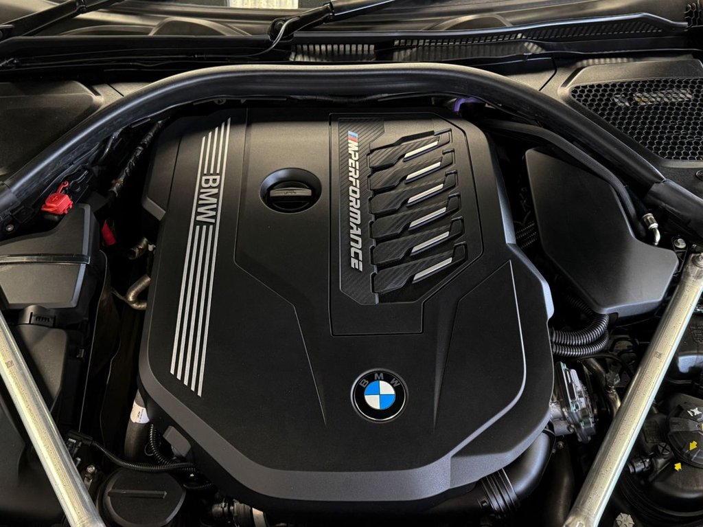 USED 2022 22 BMW 4 SERIES 3.0 M440i MHT Coupe 2dr Petrol Hybrid Auto xDrive Euro 6 (s/s) (374 ps) 