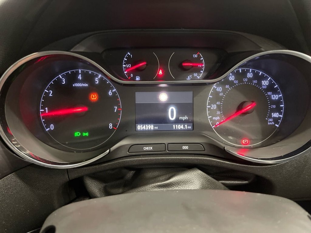 USED 2019 19 VAUXHALL CROSSLAND X 1.2 Elite Nav SUV 5dr Petrol Manual Euro 6 (83 ps) Sat Nav