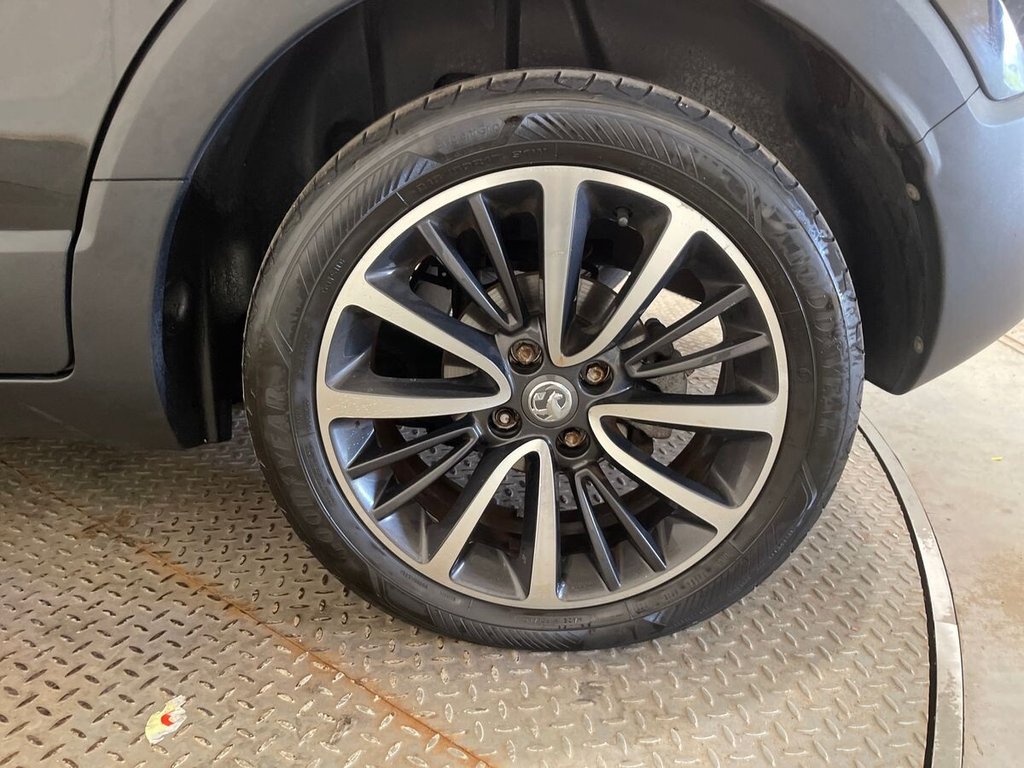USED 2019 19 VAUXHALL CROSSLAND X 1.2 Elite Nav SUV 5dr Petrol Manual Euro 6 (83 ps) Sat Nav