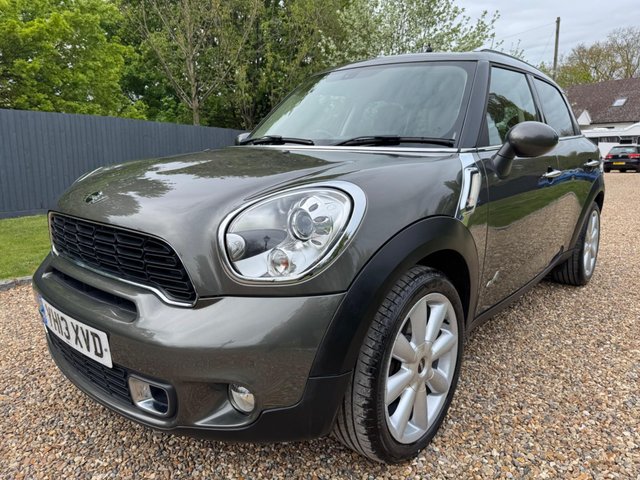 View our MINI COUNTRYMAN
