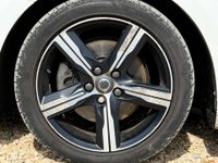 USED 2017 66 VOLVO V40 2.0 V40 R-Design T2 5dr Long MOT Cruise Control