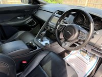 USED 2019 19 JAGUAR E-PACE 2.0 E-Pace R-Dynamic SE D AWD Auto 4WD 5dr Sat Nav Heated Seats Pan Roof