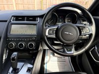 USED 2019 19 JAGUAR E-PACE 2.0 E-Pace R-Dynamic SE D AWD Auto 4WD 5dr Sat Nav Heated Seats Pan Roof