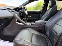 USED 2019 19 JAGUAR E-PACE 2.0 E-Pace R-Dynamic SE D AWD Auto 4WD 5dr Sat Nav Heated Seats Pan Roof