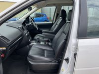 USED 2014 64 LAND ROVER FREELANDER 2 2.2 TD4 SE Tech SUV 5dr Diesel Manual 4WD Euro 5 (s/s) (150 ps) - SAT NAV - HEATED LEATHER - P/SENSORS - BLUETOOTH - CRUISE - TIMING BELT CHNAGED