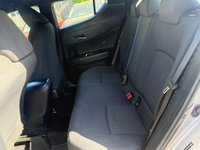 USED 2018 68 TOYOTA C-HR 1.2 VVT-i Icon Euro 6 (s/s) 5dr 